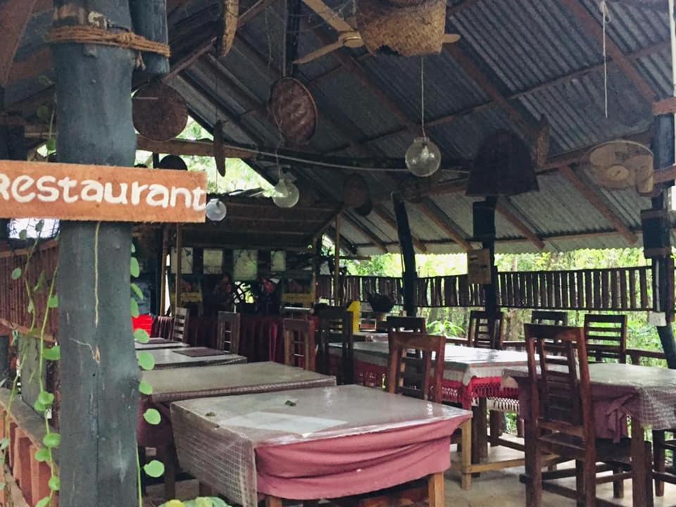 Tree House Hostel Sigirija Zewnętrze zdjęcie